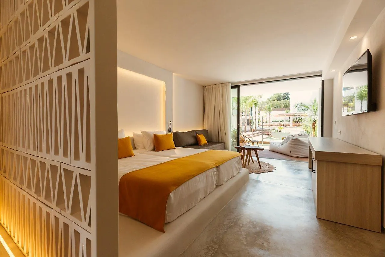 Nativo Hotel Ibiza Santa Eulária des Riu 4*,